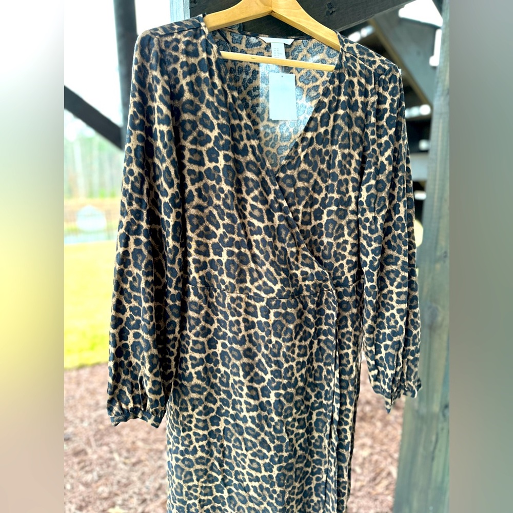 H&M Wrap Dress Size Large animal print NEW Size 10